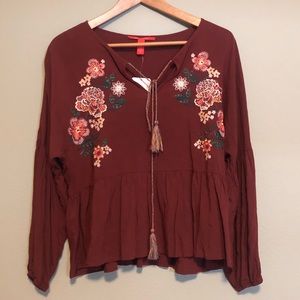 Chelsea & Violet Embroidered Blouse